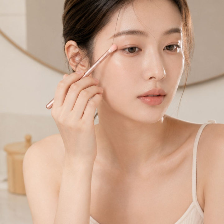UNIQ Technique PRO Rose Lens Lidschattenpinsel-Set mit Aufbewahrungsbox (5-teilig)