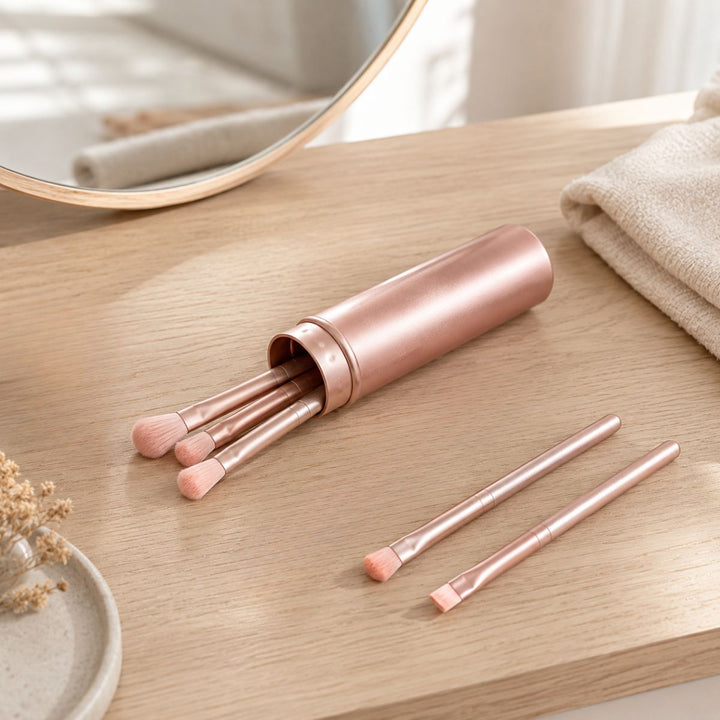 UNIQ Technique PRO Rose Lens Lidschattenpinsel-Set mit Aufbewahrungsbox (5-teilig)