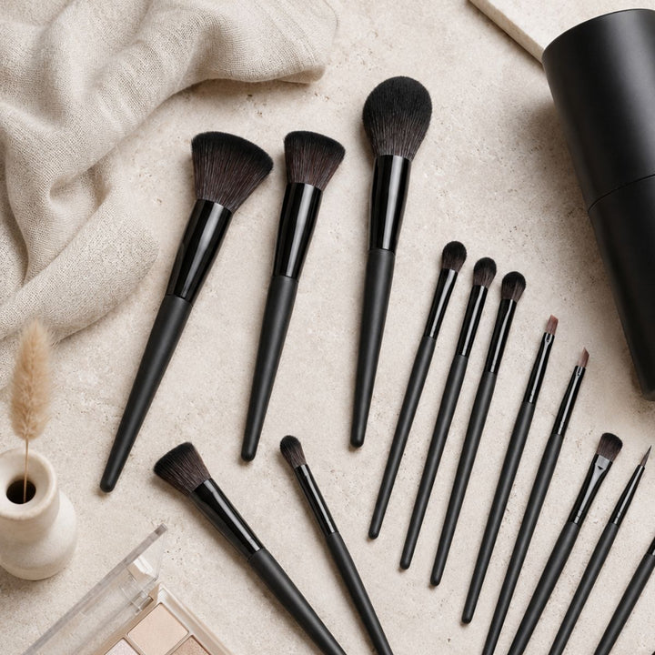 Technique PRO Raven Make-up Pinsel Set - 18 Professionelle Pinsel