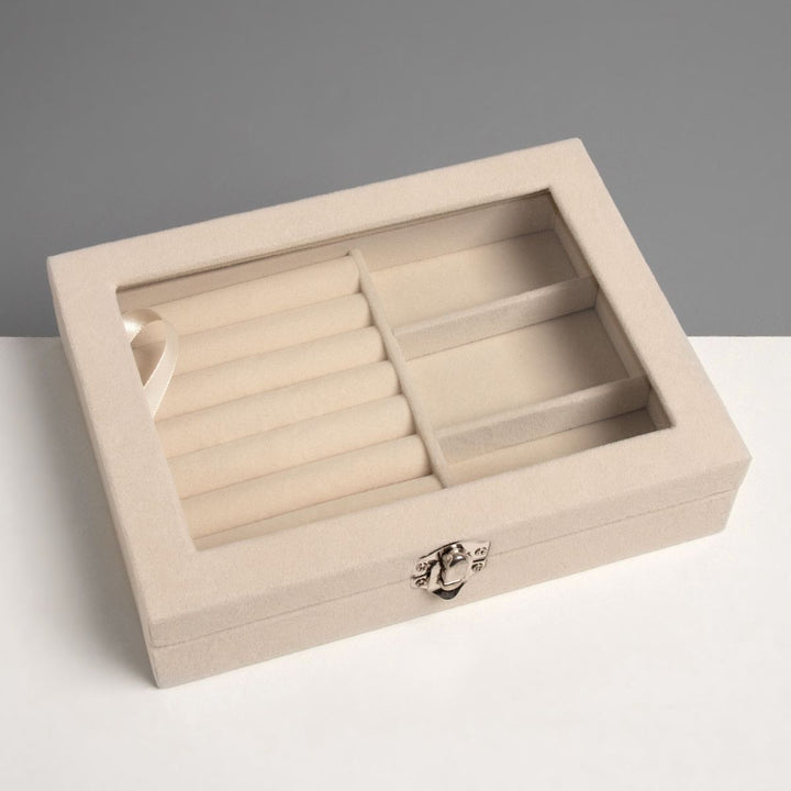 UNIQ Velvet Touch Jewellery box 20 x 15 x 4.5 cm - Beige – image 5
