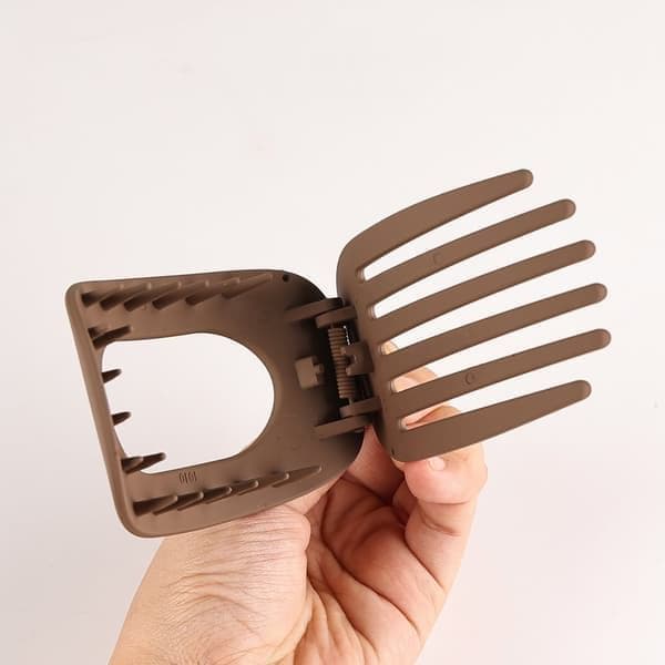 1b5e7e013dd562475721bf813d9ca3ff