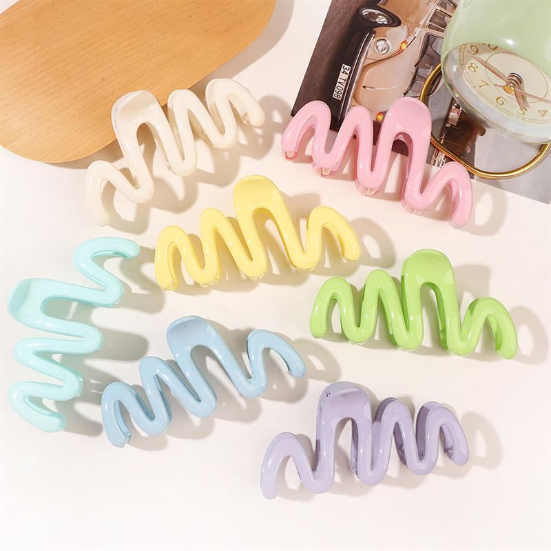 SOHO Malik Hair Claw - Pink - Hair Accessories