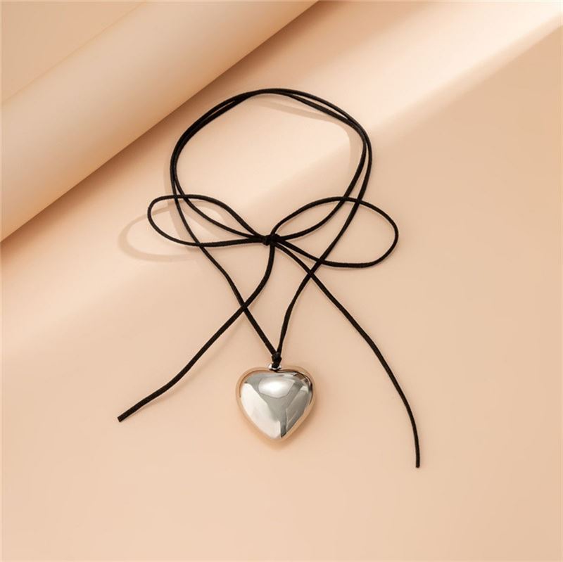 SOHO Reva Heart Choker Necklace - Silver - | Fashiongirl