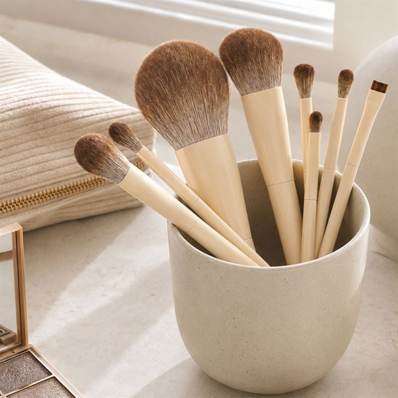 Technique PRO Vanilla Makeup Brush Set - 14 Pieces - Brush sets - Technique PRO